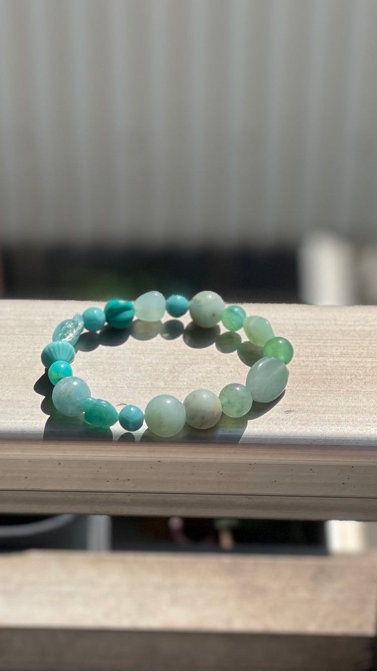 Et udvalg af vores håndlavet glas armbånd