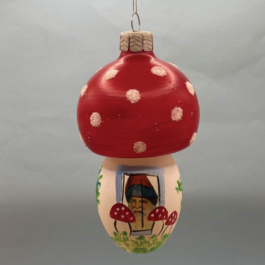 Håndlavet glasornament – Svamp med Julemand