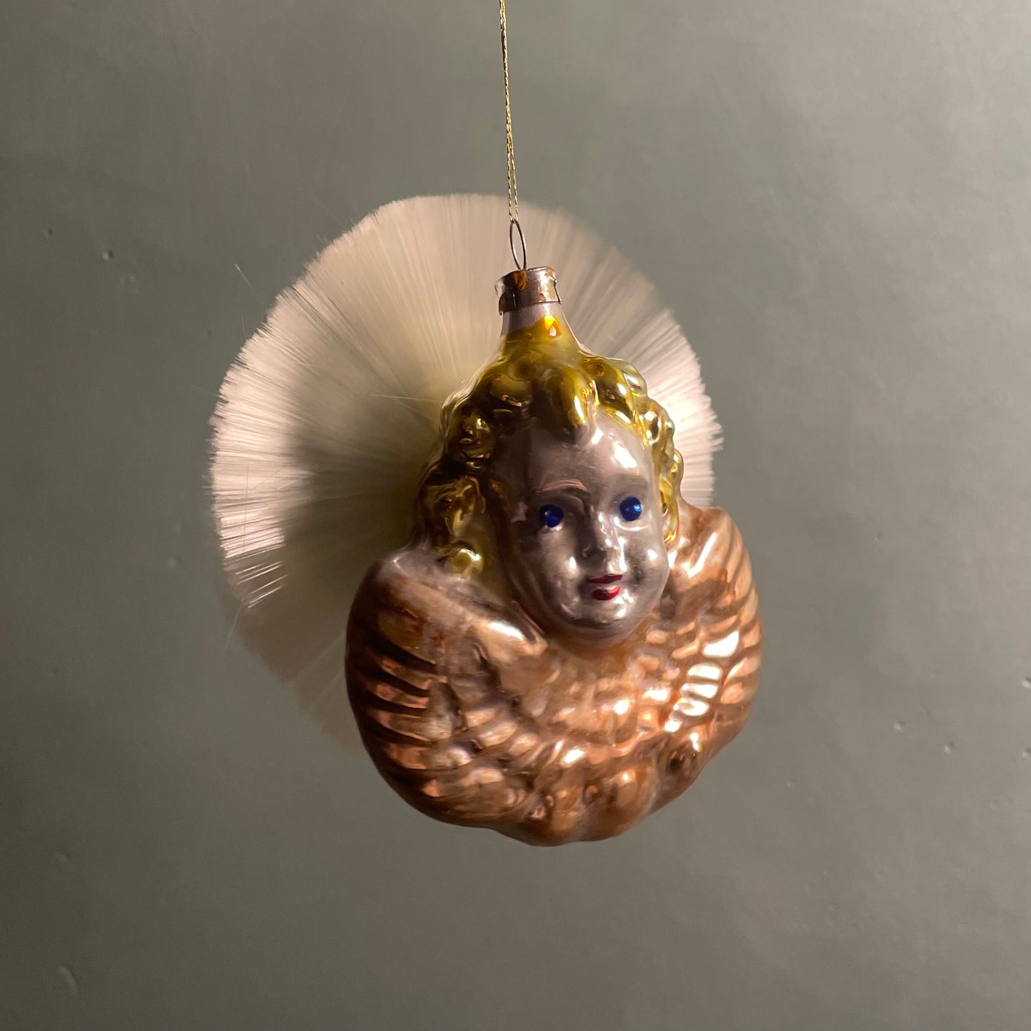 Håndlavet engel med hårkrans - glasornament siden